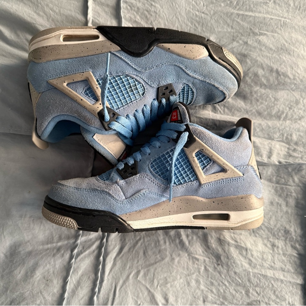 Jordan 4’s UNC